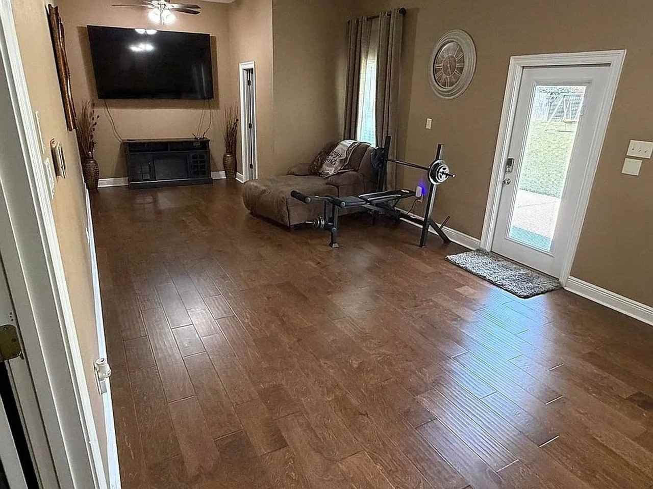 7112 Raleigh Blvd - Photo 7 of 12