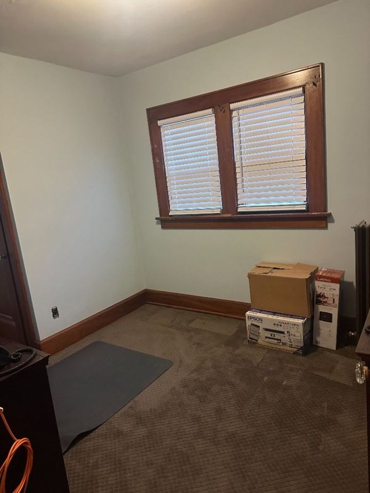 118 N Washington St - Photo 4 of 9