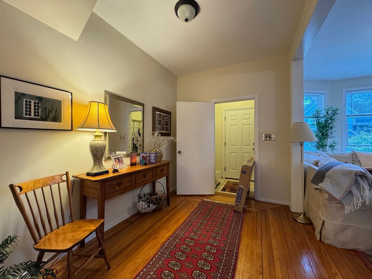 6 Barnett St - Photo 3 of 27