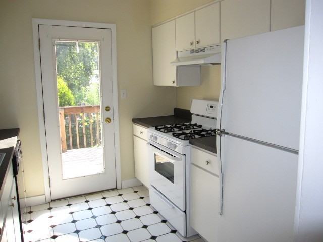 1631 Nevada St - Photo 3 of 7