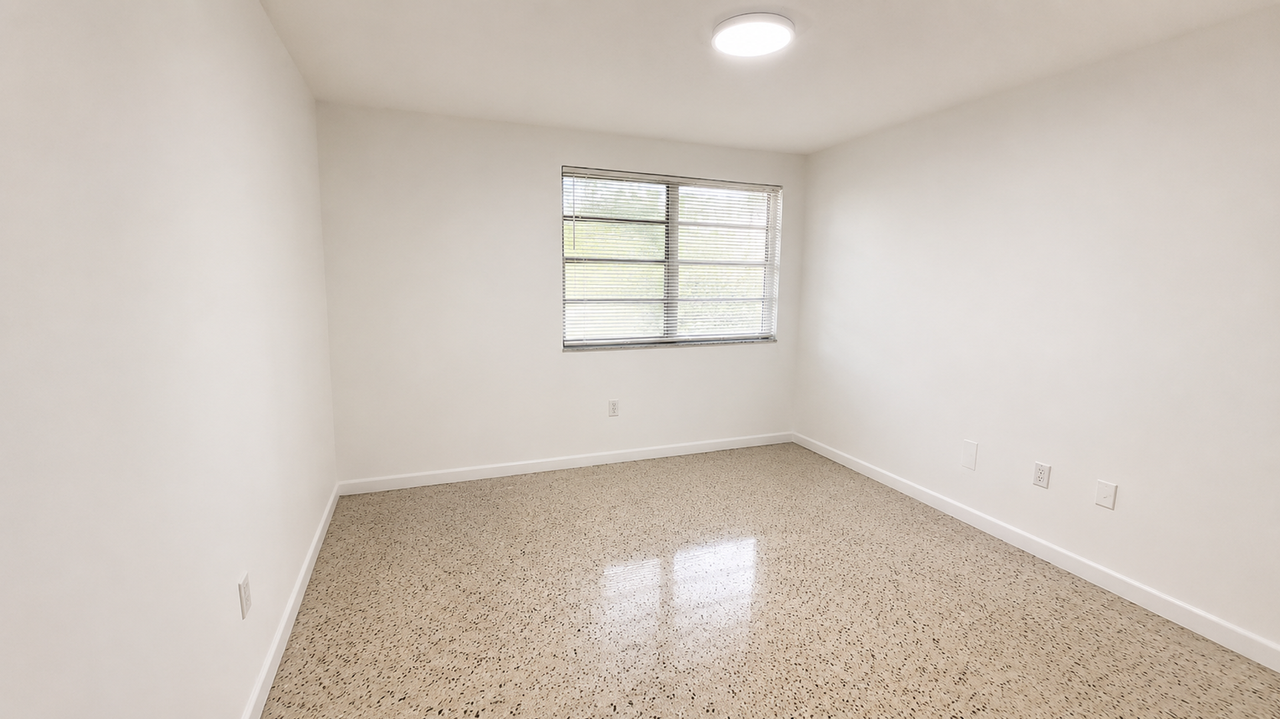 Giovanna Apartments - Photo 5 of 20