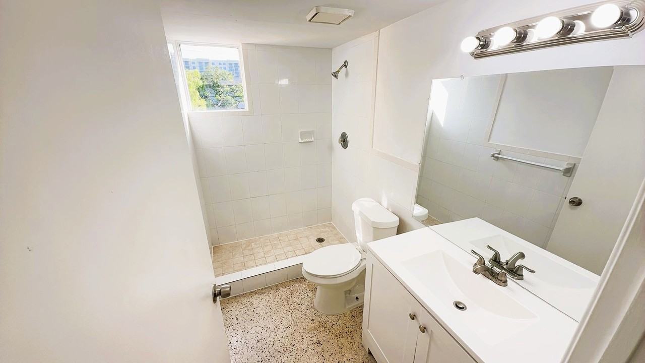 Giovanna Apartments - Photo 6 of 20