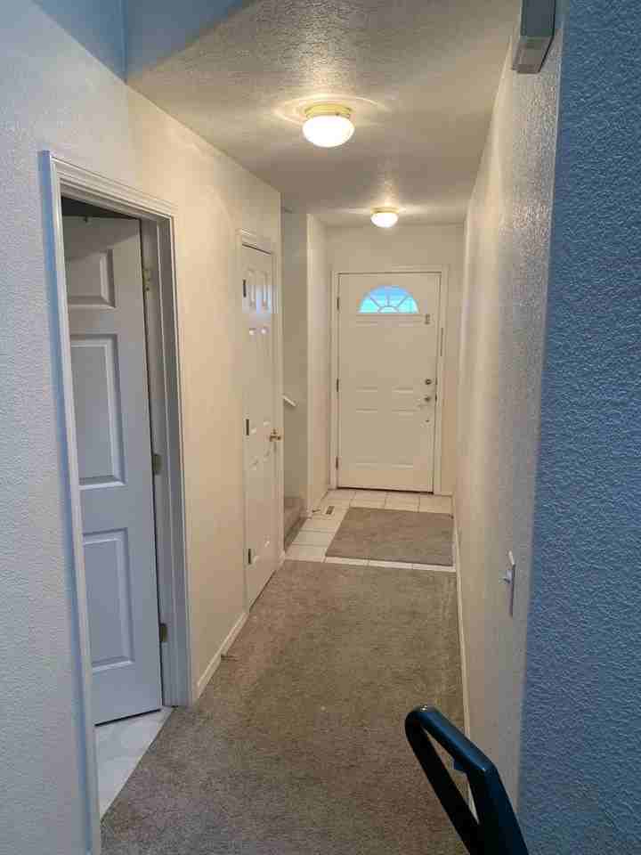 4986 W Hillcrest View Ct - Photo 2 of 17