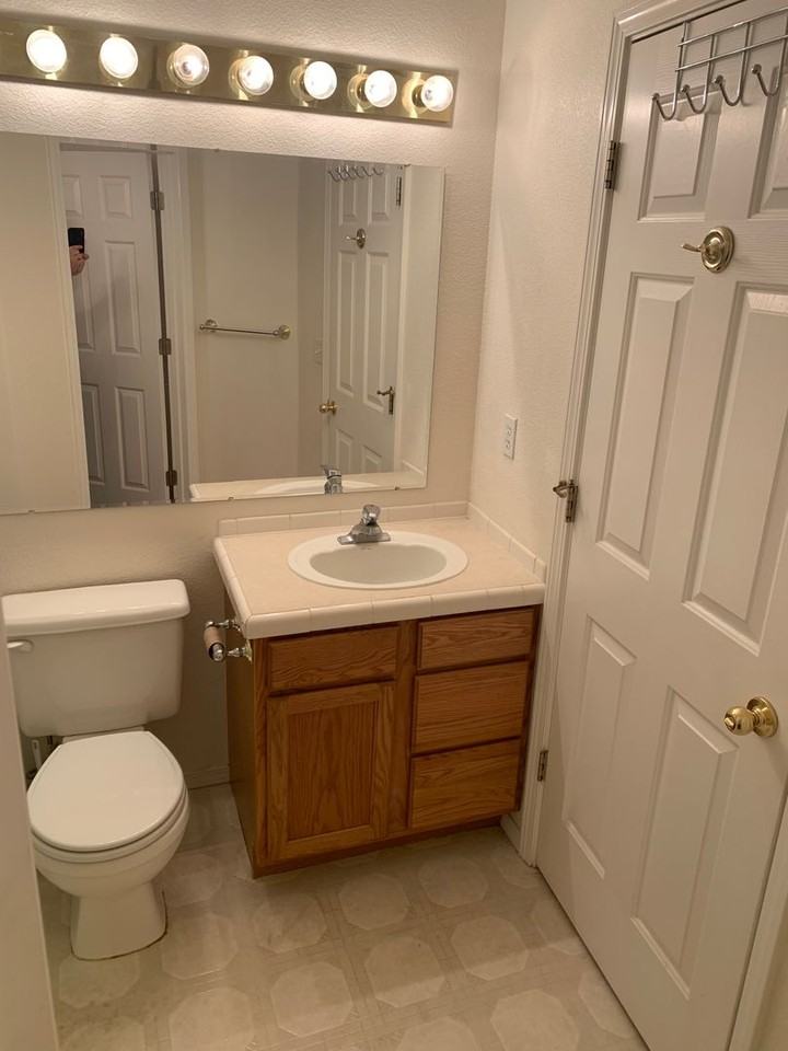 4986 W Hillcrest View Ct - Photo 3 of 17
