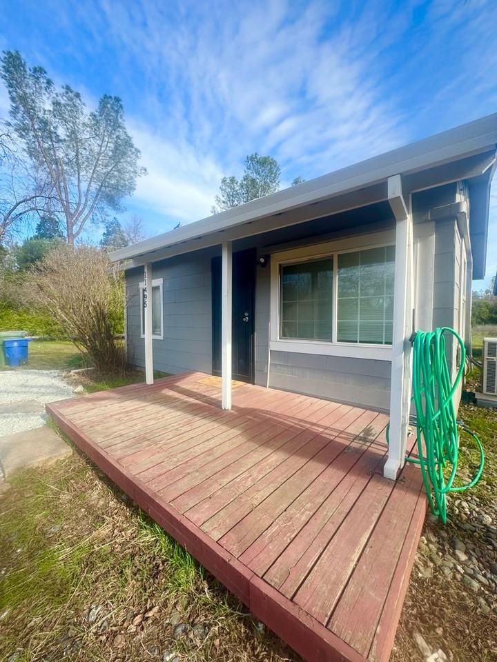 11495 Hawley Rd - Photo 2 of 18
