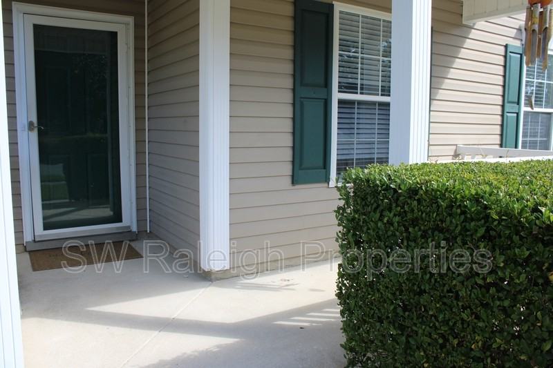 312 Evening Star Dr - Photo 2 of 31