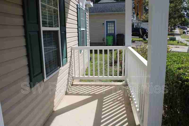 312 Evening Star Dr - Photo 3 of 31