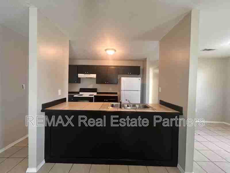 28 Bentley Brooke Ln - Photo 5 of 13