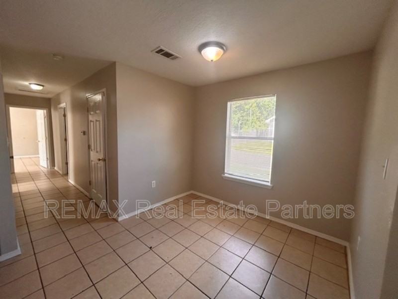 28 Bentley Brooke Ln - Photo 6 of 13