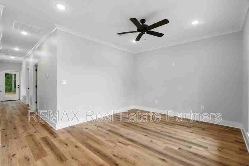 48 Newman Camp Rd - Photo 7 of 37