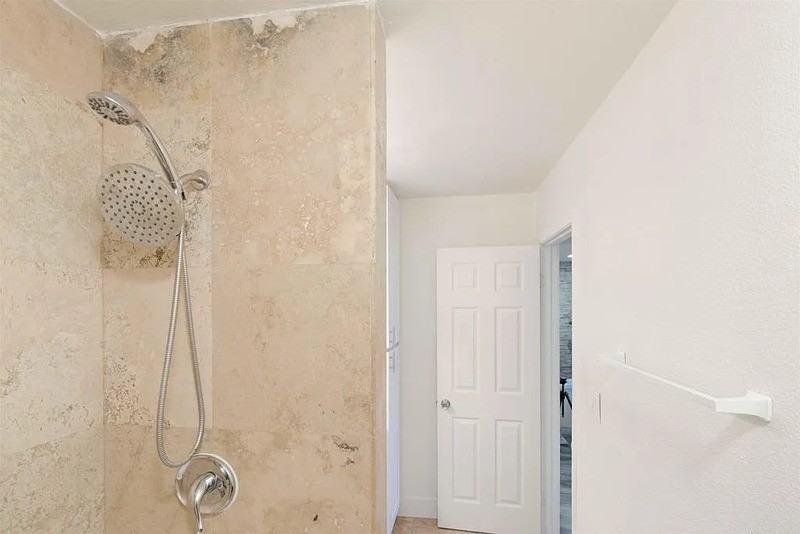 279 Moss St #5 - Photo 3 of 10