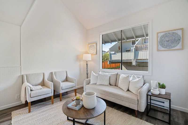 565 English Ave #14 - Photo 3 of 17