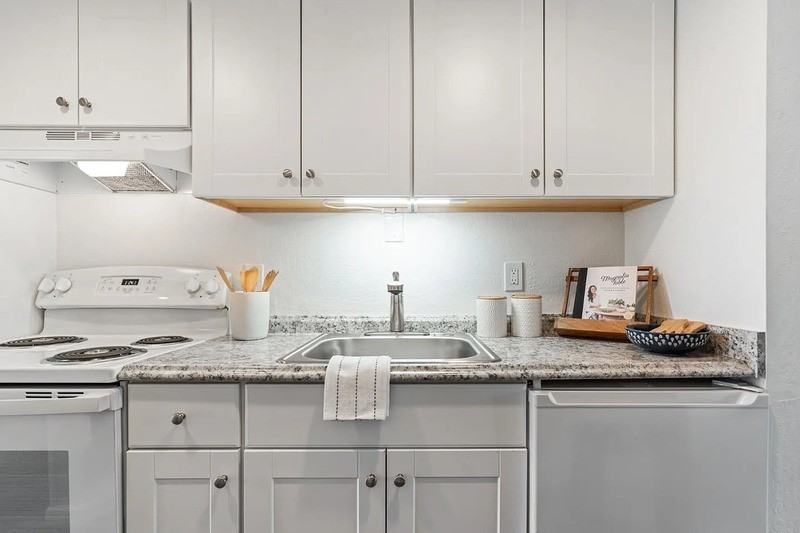 565 English Ave #14 - Photo 7 of 17