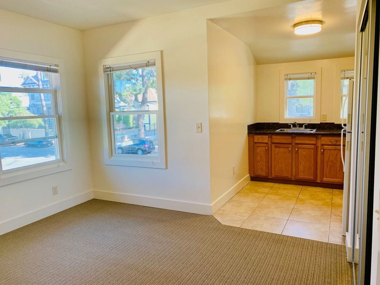 510 20th St #1 - Photo 2 of 13