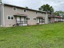 featured image of 1116 S Elm St