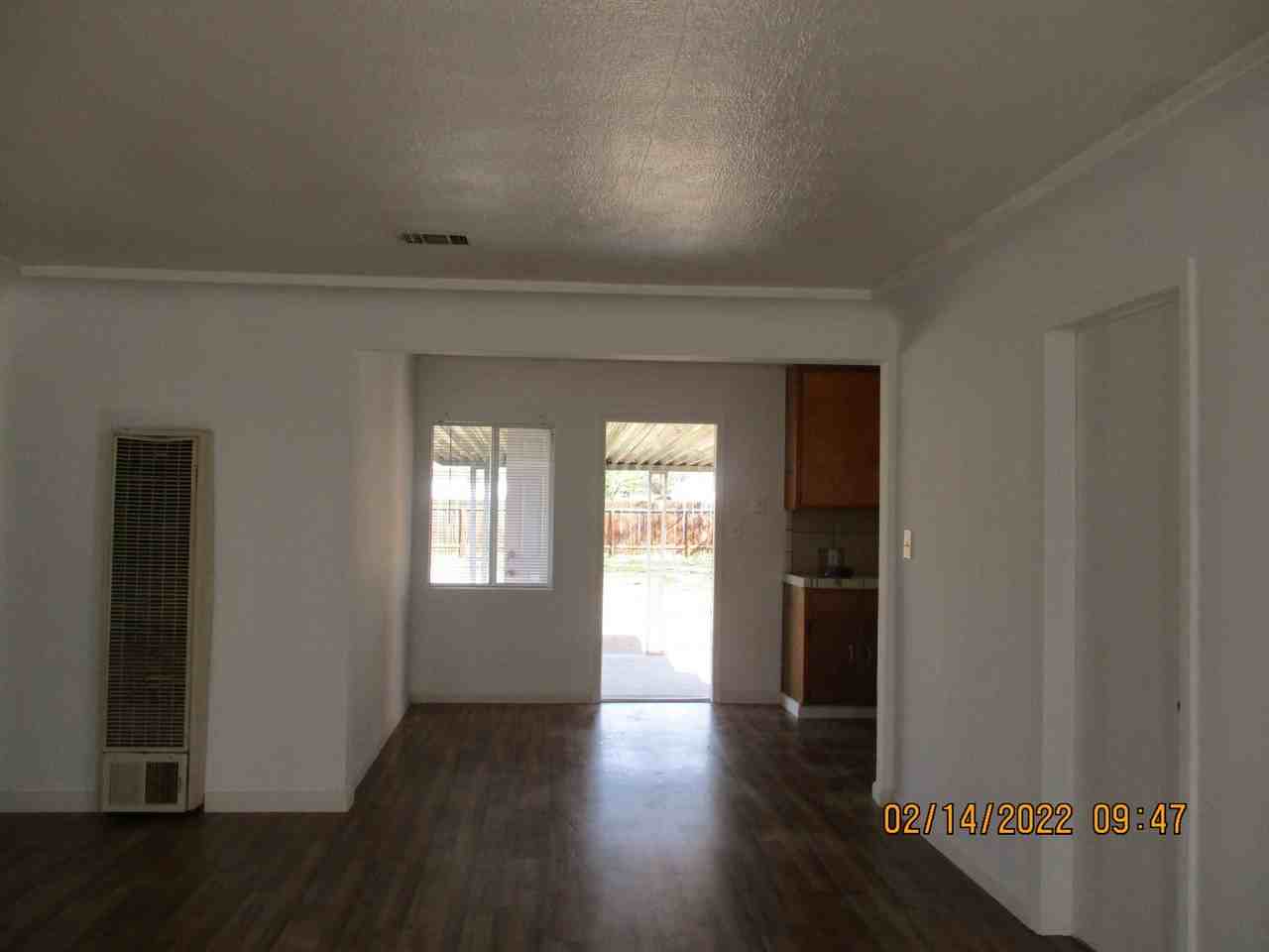 2500 Security Ave - Photo 4 of 13