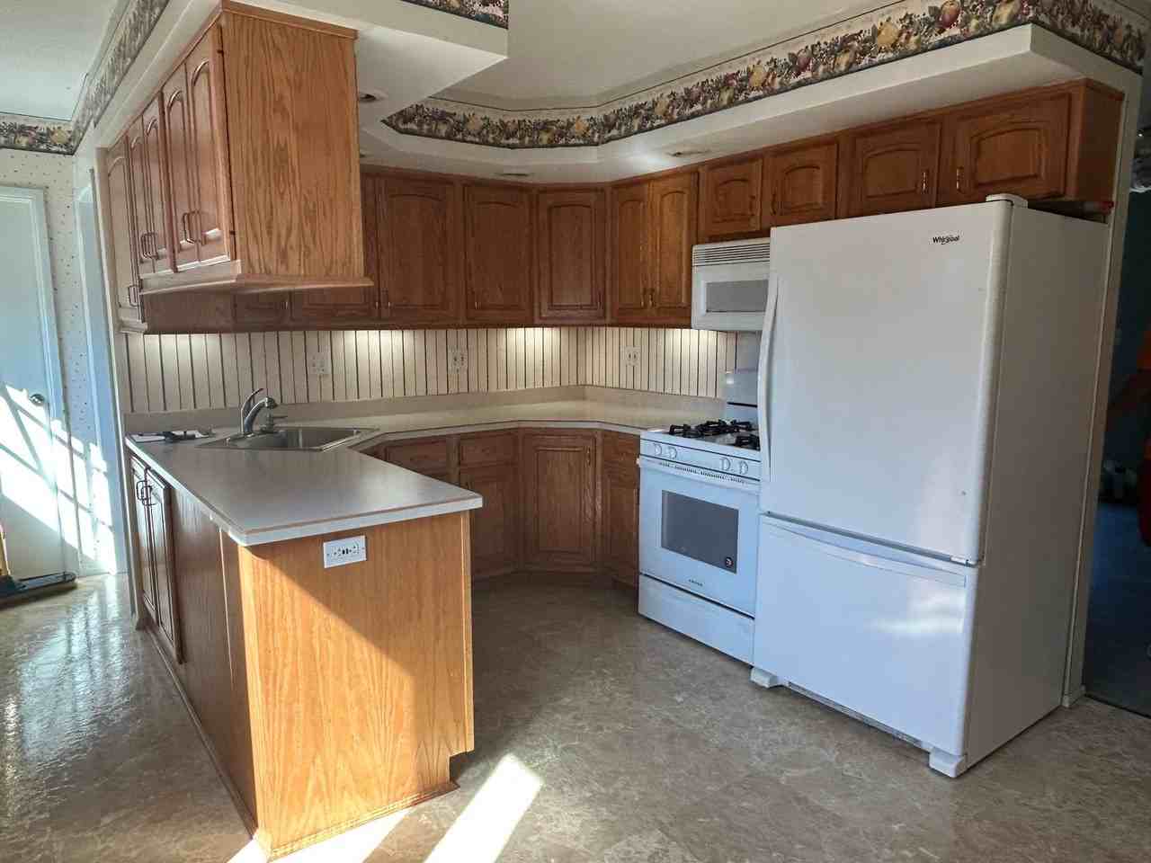 4021 10th St - Photo 2 of 13