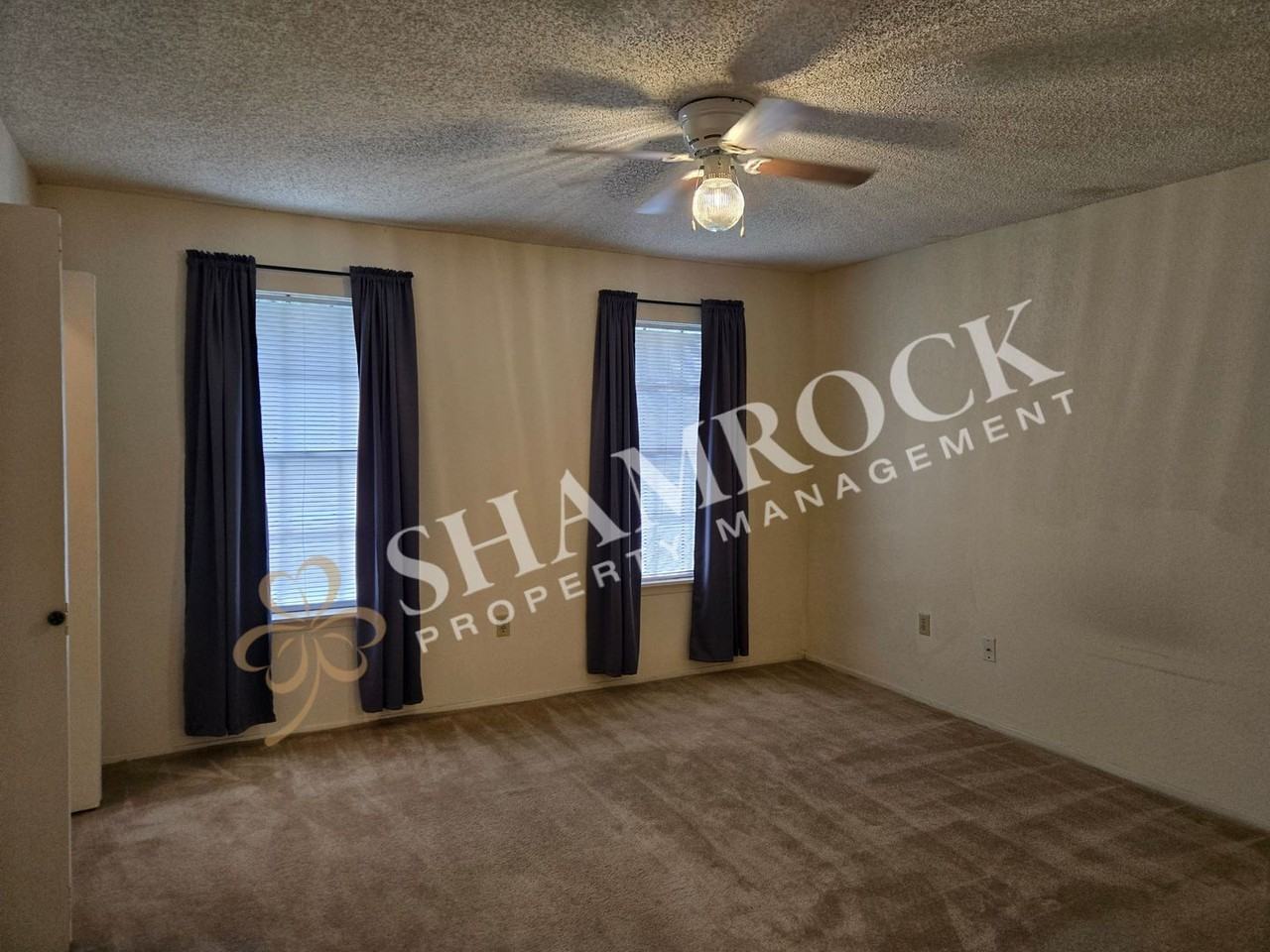 908 Lancelot Cir - Photo 7 of 13