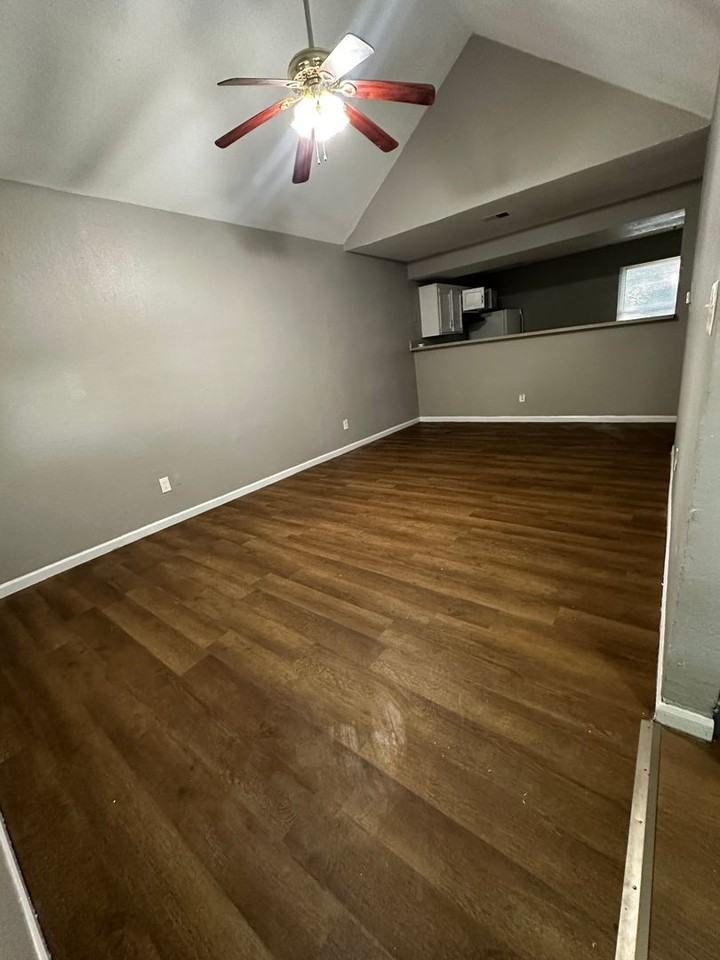 7030 Bellefontaine Ave - Photo 3 of 16