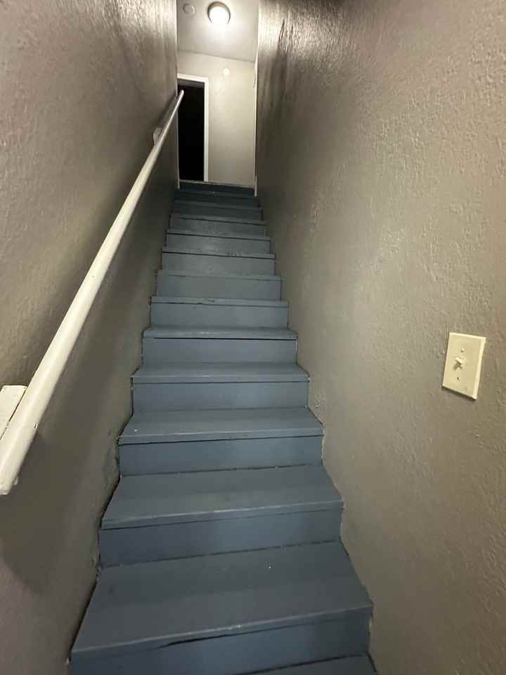 7030 Bellefontaine Ave - Photo 4 of 16