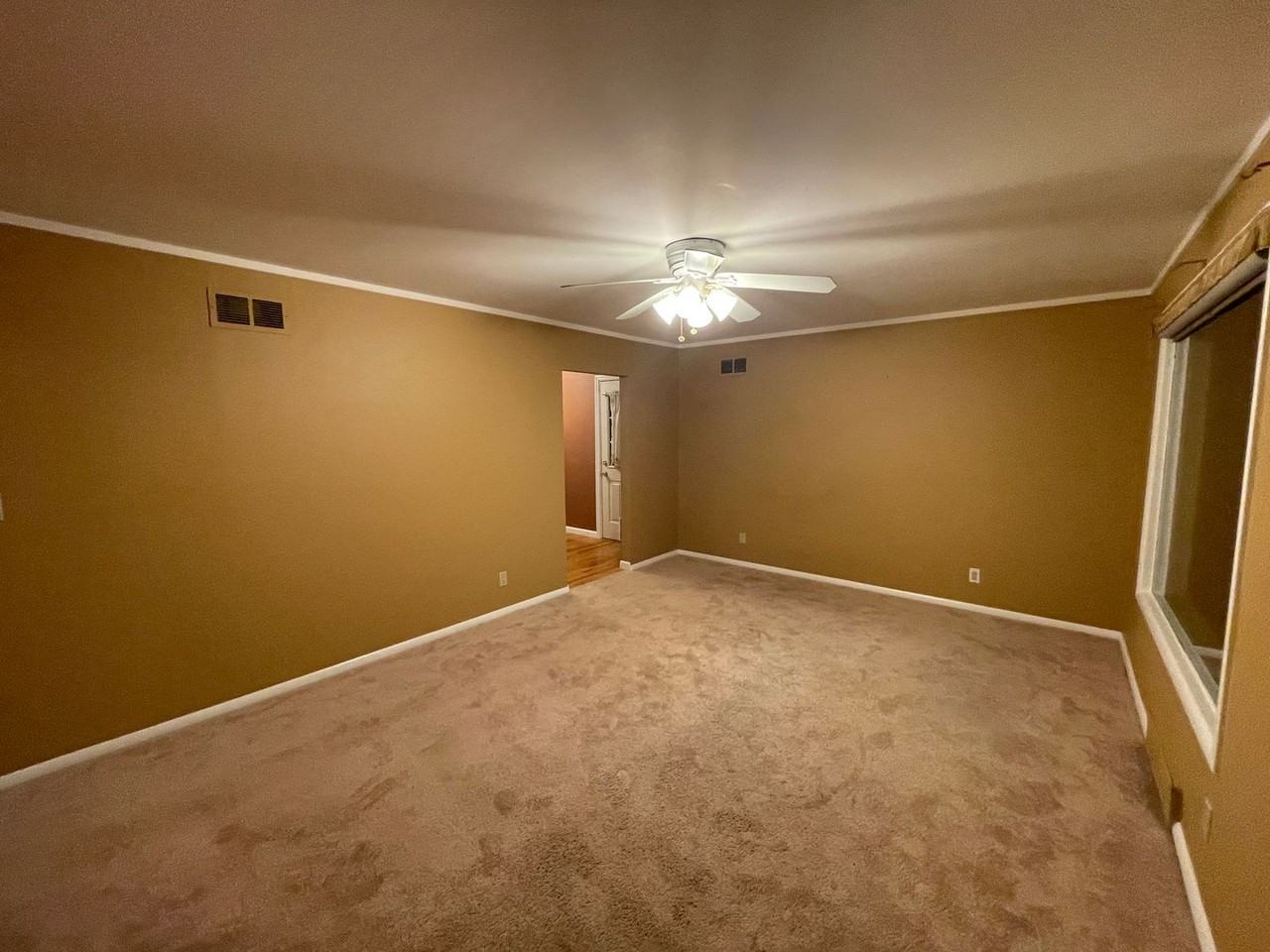 3884 5 Mile Rd - Photo 4 of 22