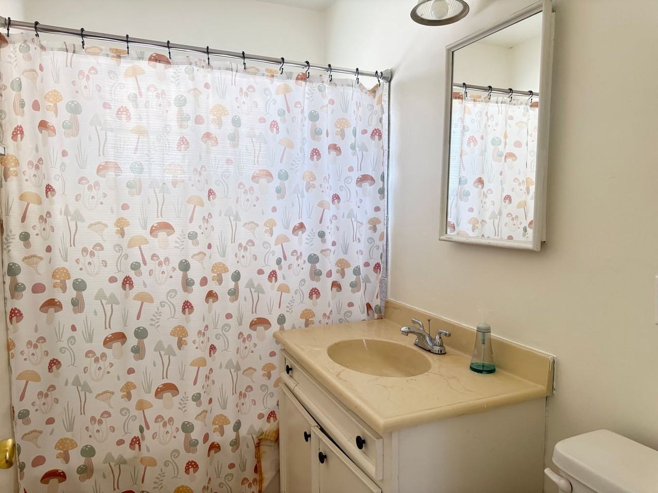 7732 Willow Ave - Photo 6 of 9
