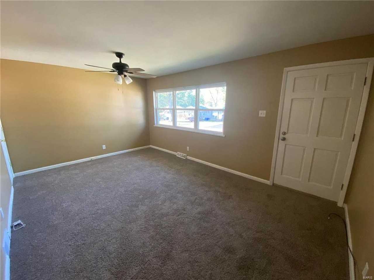178 Floralea Pl - Photo 4 of 25