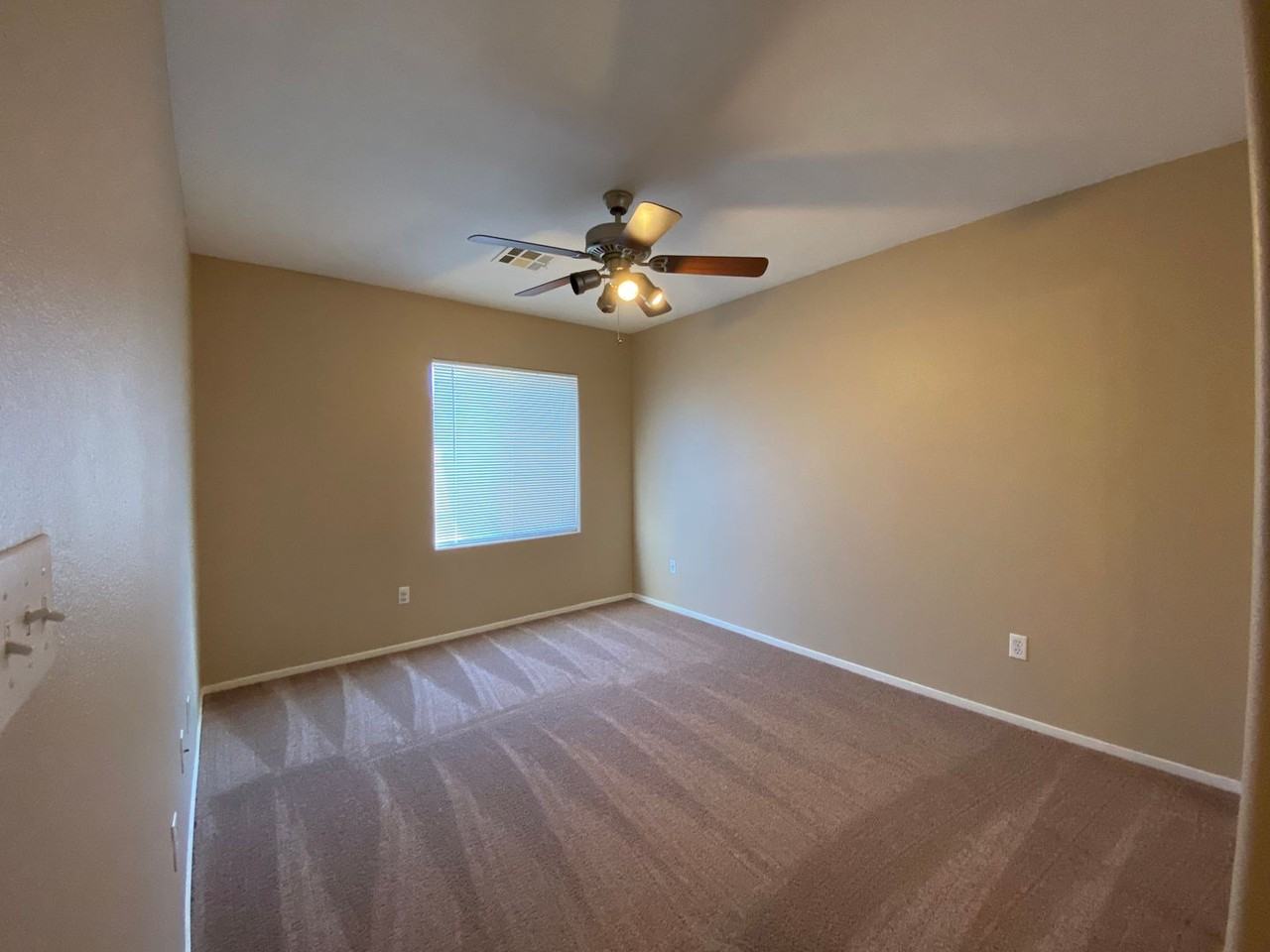 692 Cocoplum Ct - Photo 4 of 15