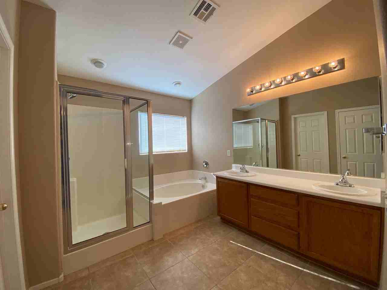 692 Cocoplum Ct - Photo 5 of 15