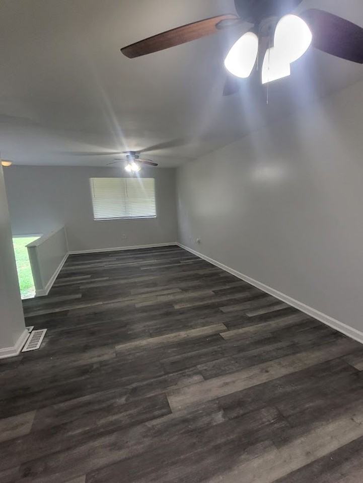 3309 Goldenchain Dr - Photo 3 of 23