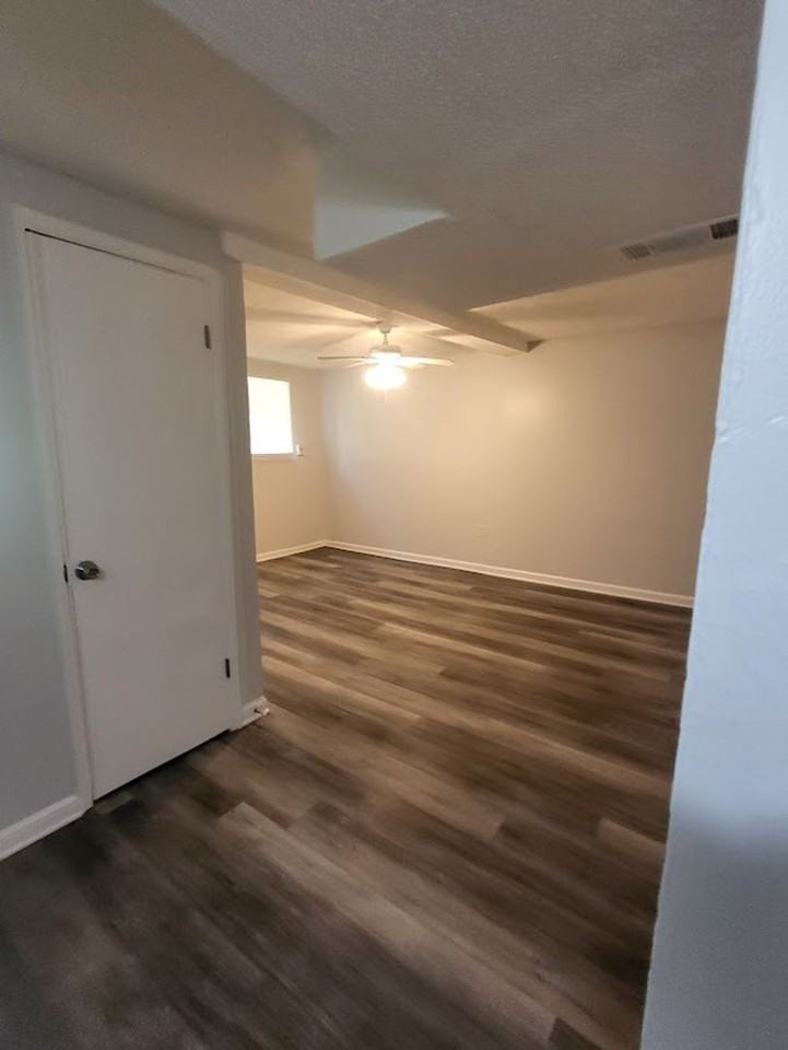 3309 Goldenchain Dr - Photo 4 of 23