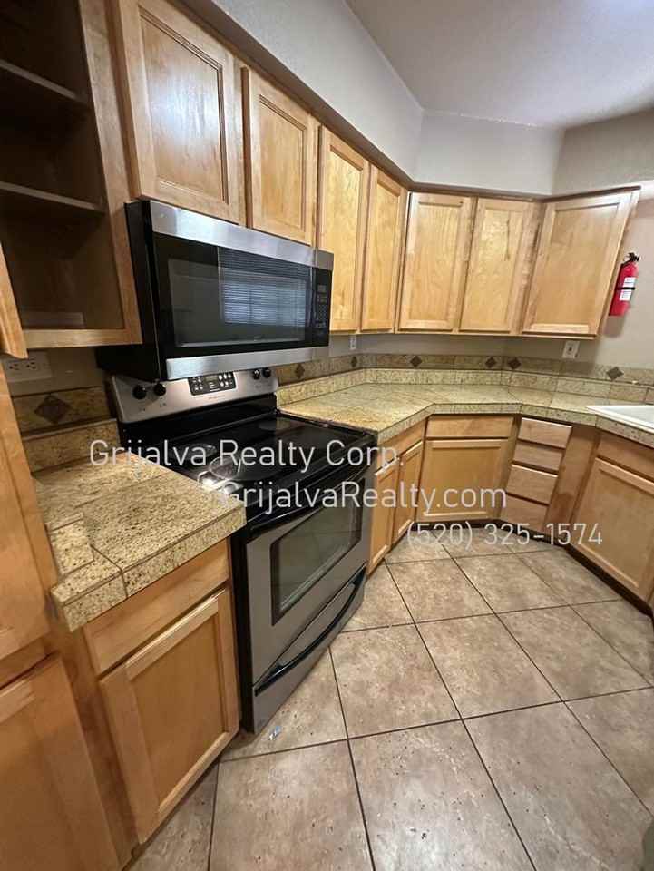 6430 N Tierra De Las Catalinas #113 - Photo 4 of 21