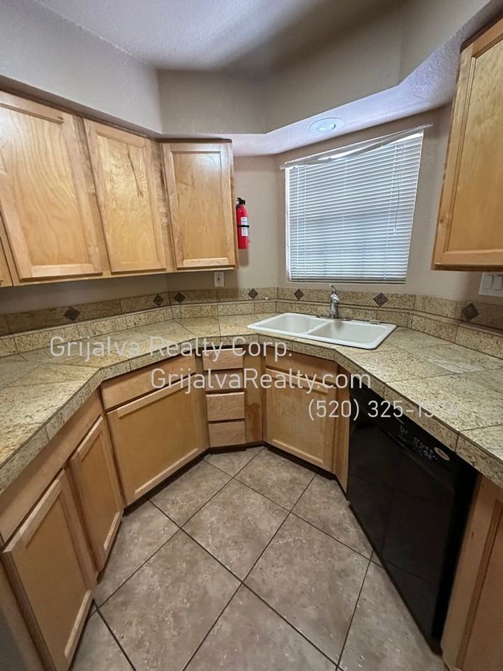 6430 N Tierra De Las Catalinas #113 - Photo 5 of 21