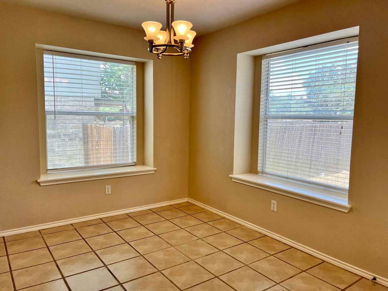 3716 Cap Rock Trl - Photo 6 of 21