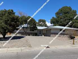 12907 Montgomery Blvd Ne - Photo 1 of 1