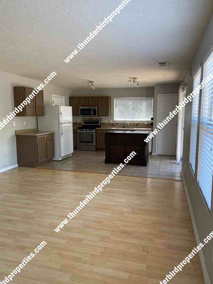 6505 Sonrisa Pl Ne - Photo 3 of 13