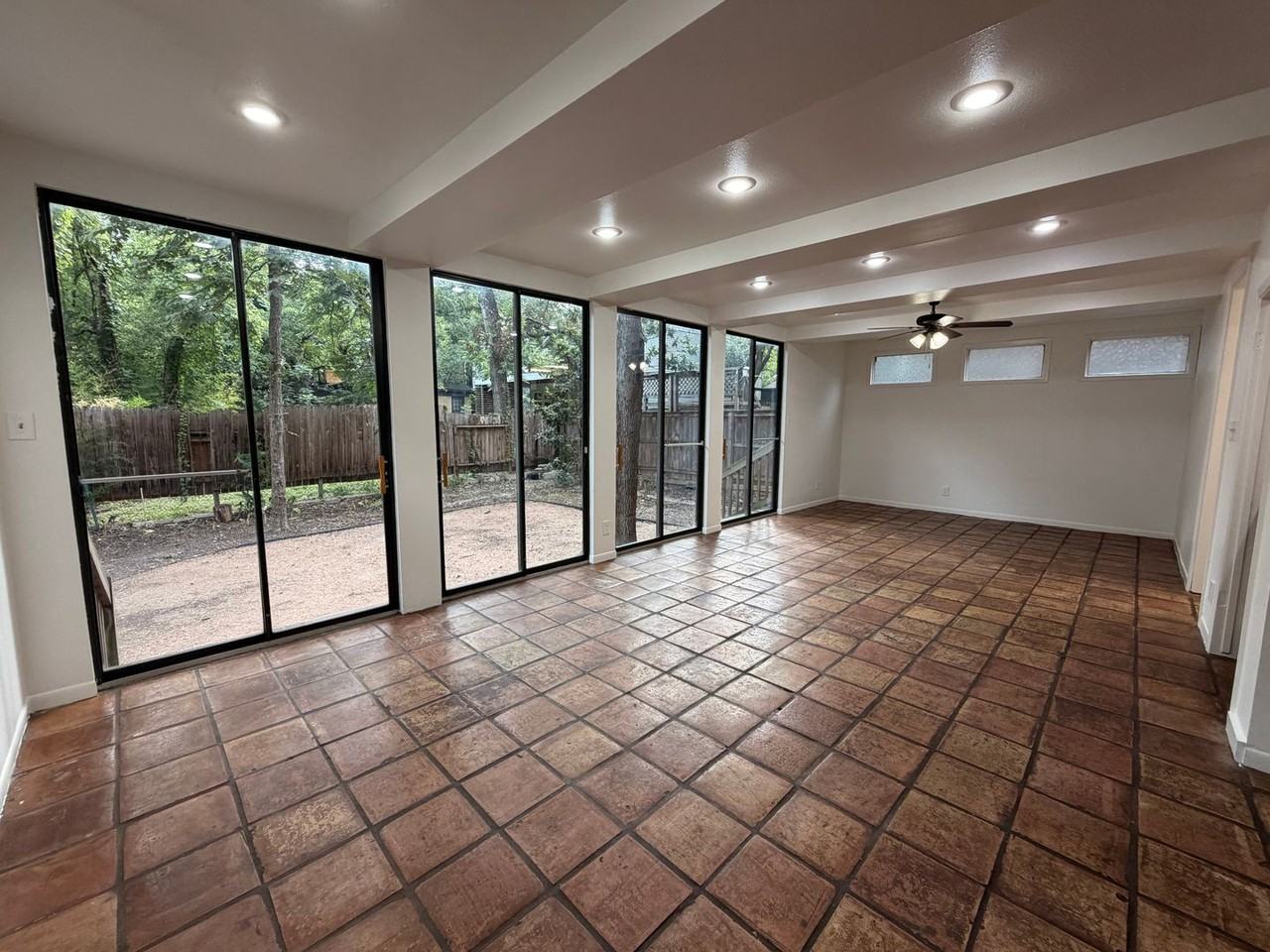802 Leonard St - Photo 5 of 49