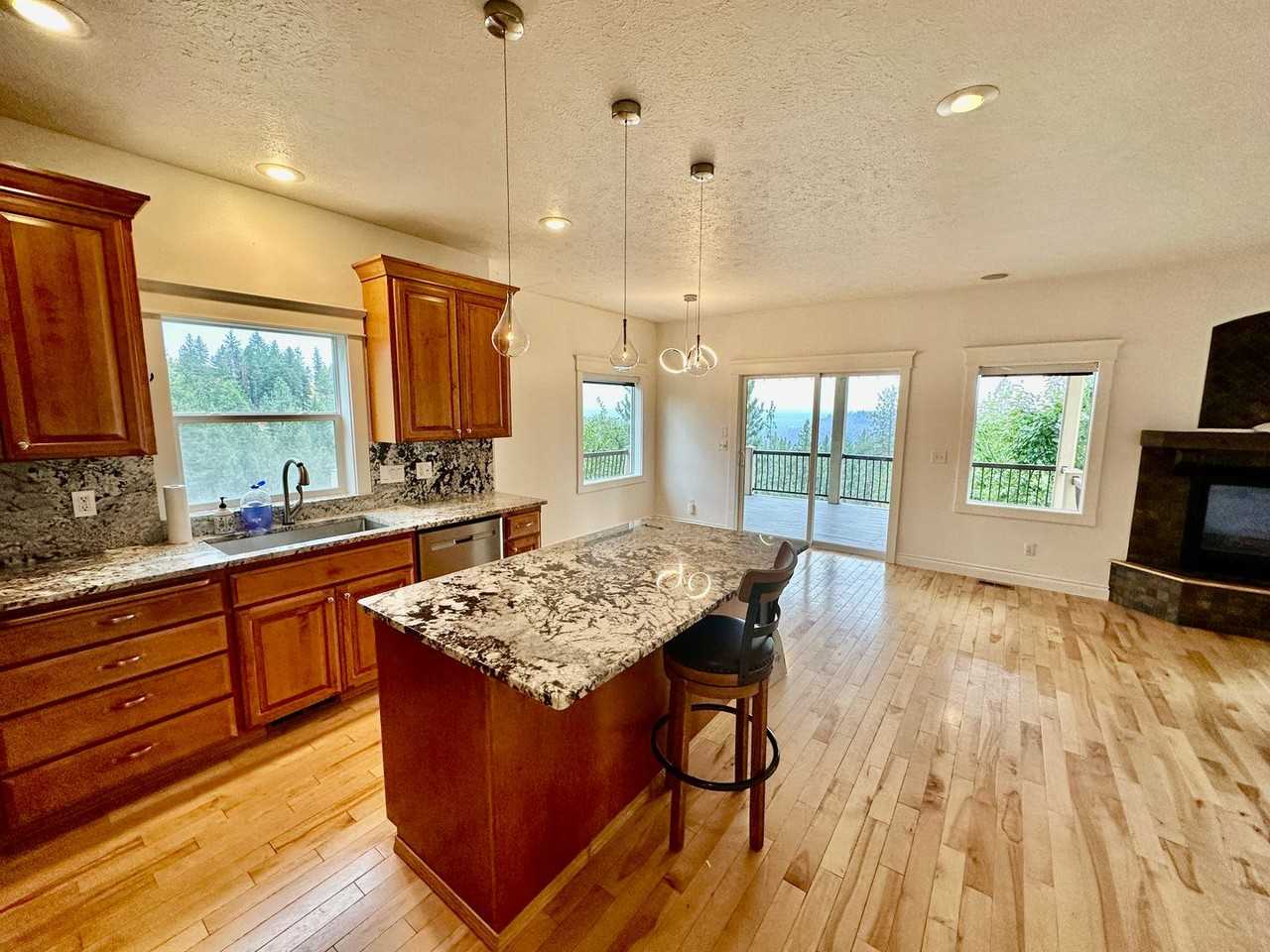 4409 W Country Hills Ln - Photo 4 of 46