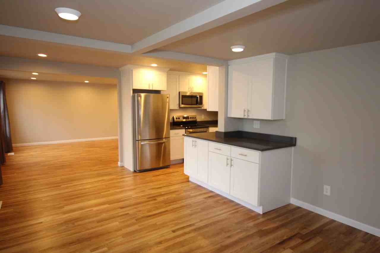 1221 S 315th St - Photo 5 of 8