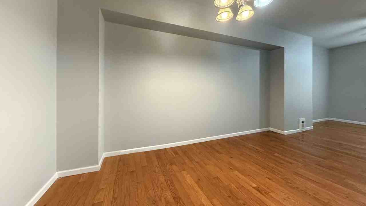 1620 S 22nd St - Photo 4 of 20