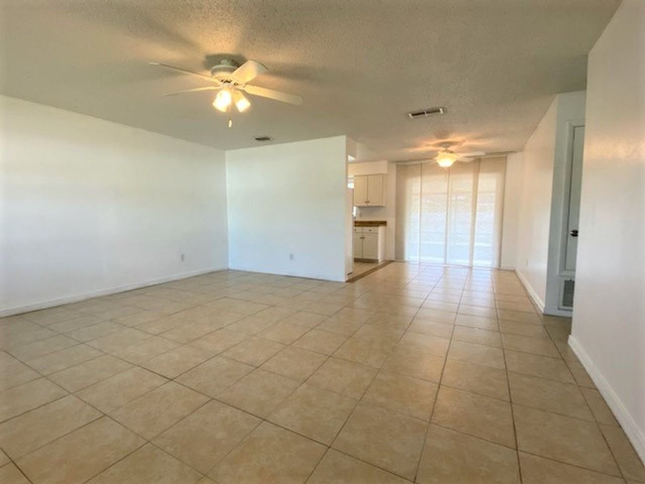 1125 Loblolly Ln - Photo 6 of 16