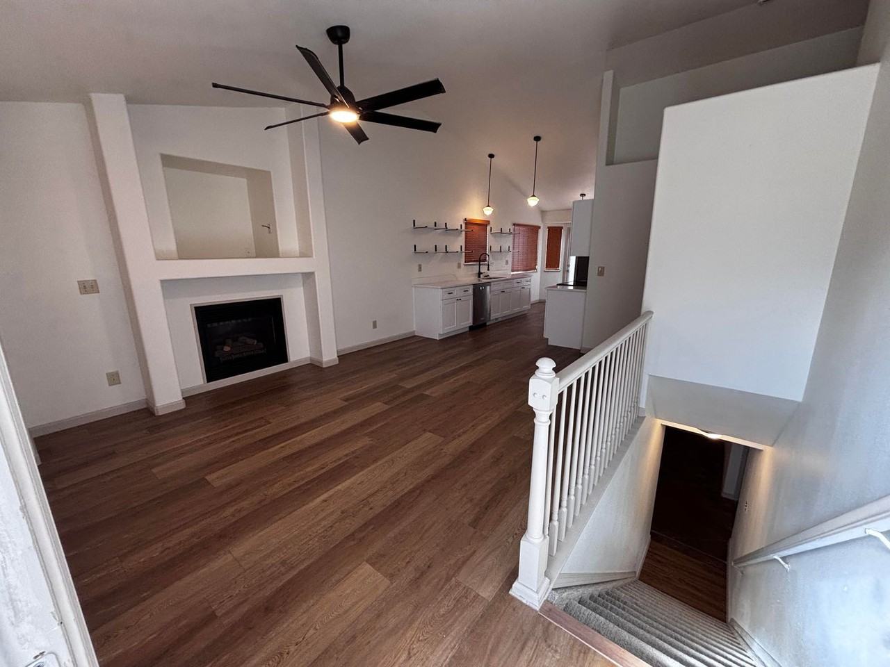 5941 Corinth Dr - Photo 2 of 23