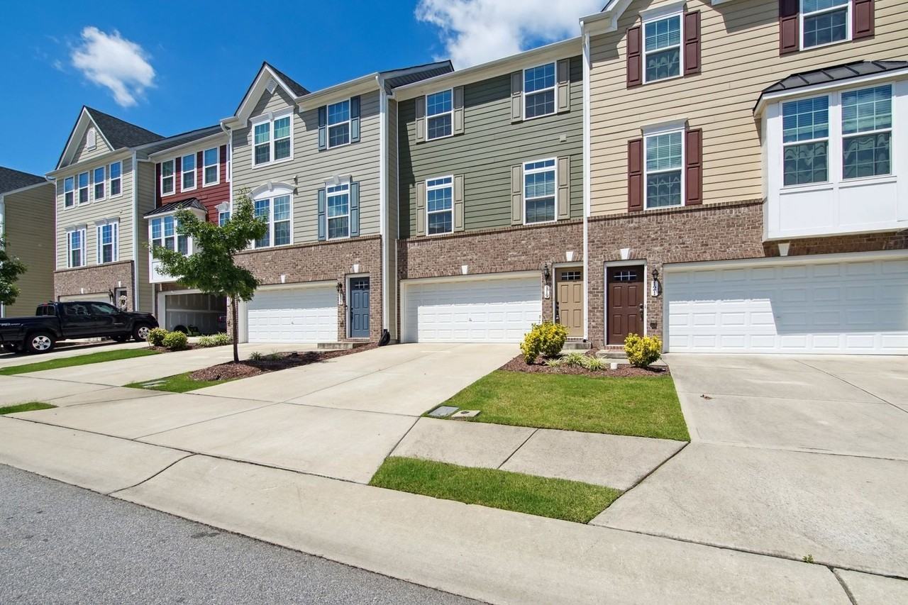 119 Cross Country Way - Photo 2 of 23