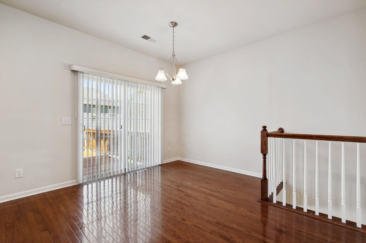 119 Cross Country Way - Photo 3 of 23