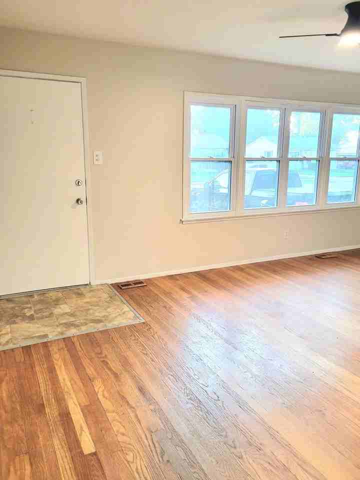 3120 Aubrey Ave - Photo 3 of 19