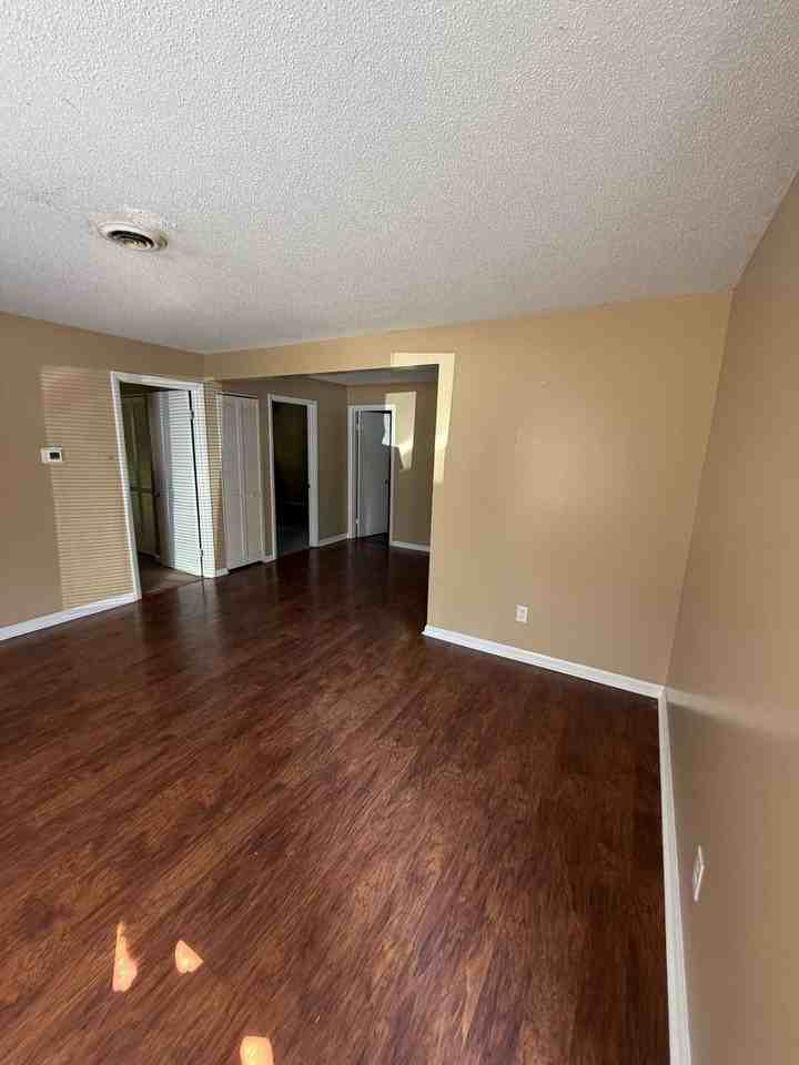 1721 N Jim Minor Rd #B - Photo 4 of 16