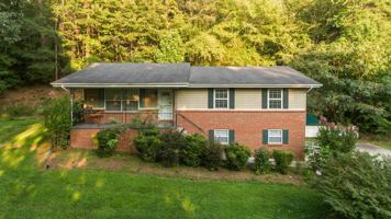 featured image of 148 Old Chattanooga Ln