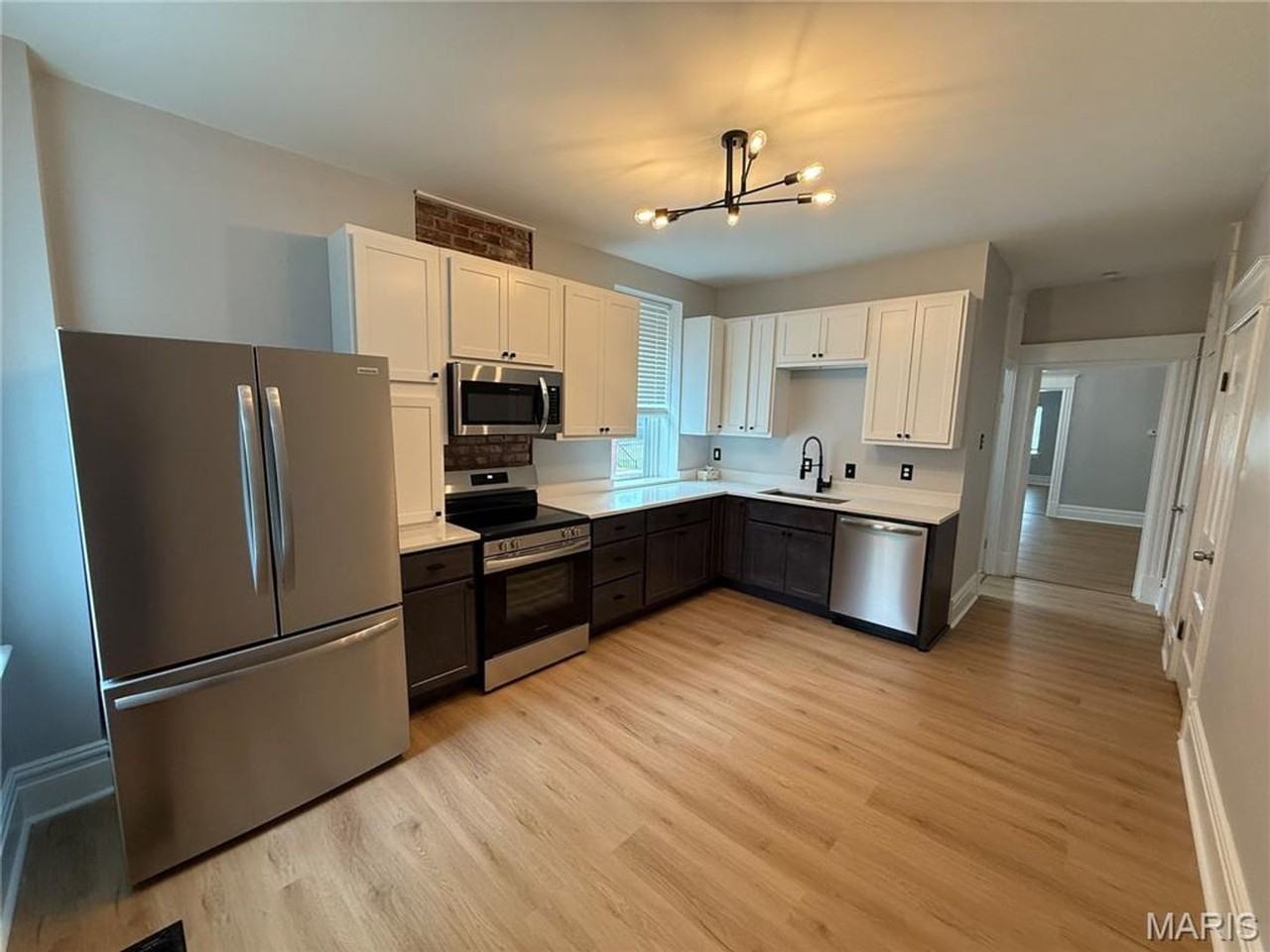 3009 Magnolia Ave - Photo 2 of 27