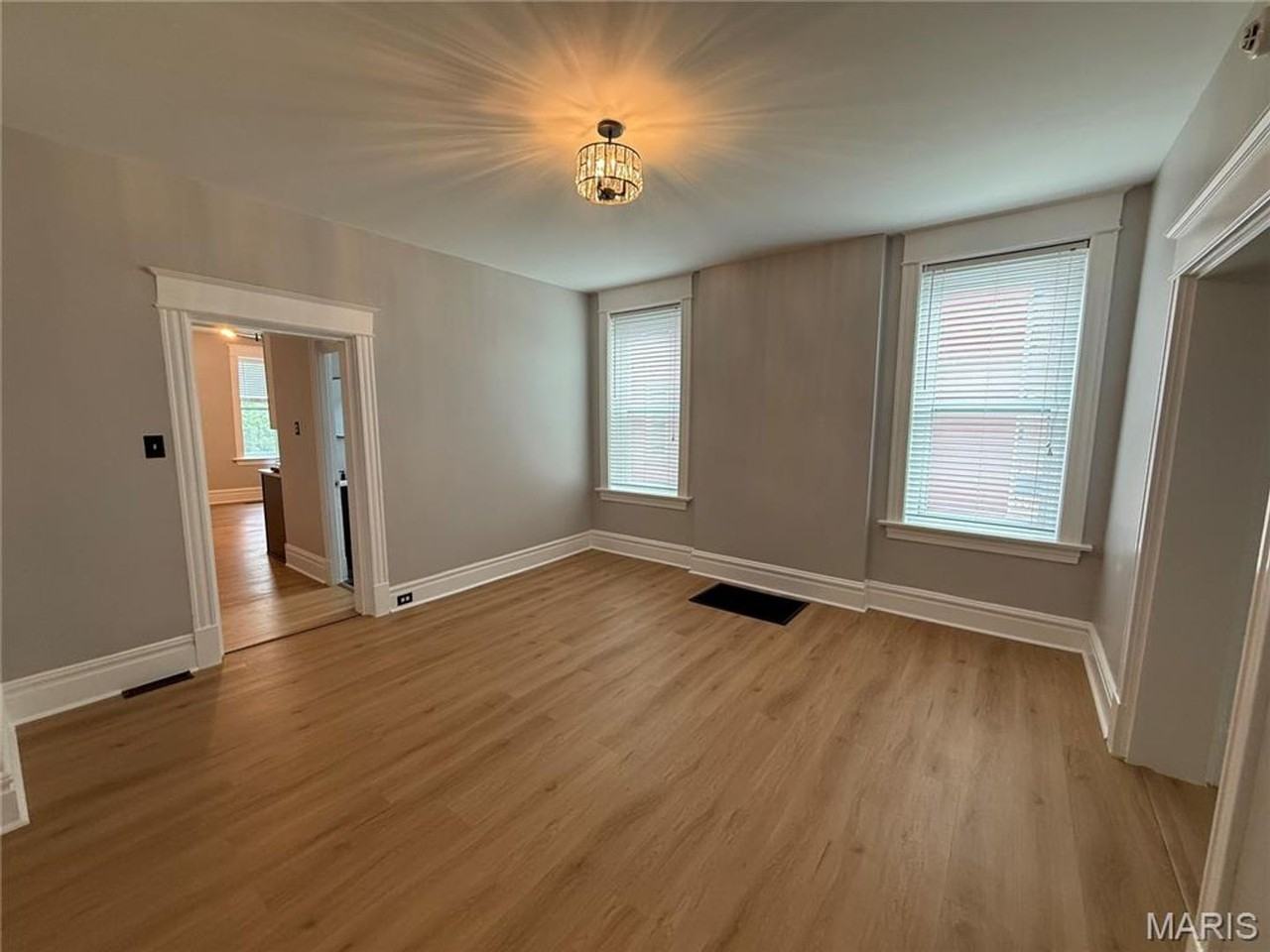 3009 Magnolia Ave - Photo 7 of 27