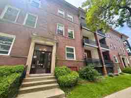 featured image of 2505 2505/2513 E Park Pl